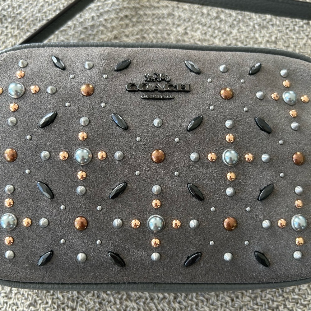 Coach - Picture 2 of 6